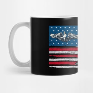 Mens US Military Submarine Veteran American Submariner - Gift for Veterans Day 4th of July or Patriotic Memorial Day Mug